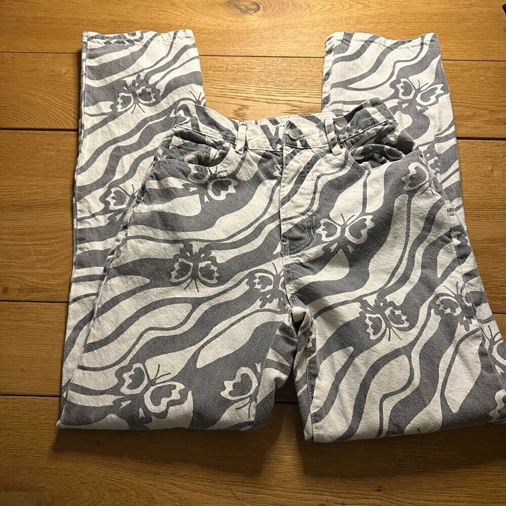 Pacsun butterfly dad jeans gray and white 25